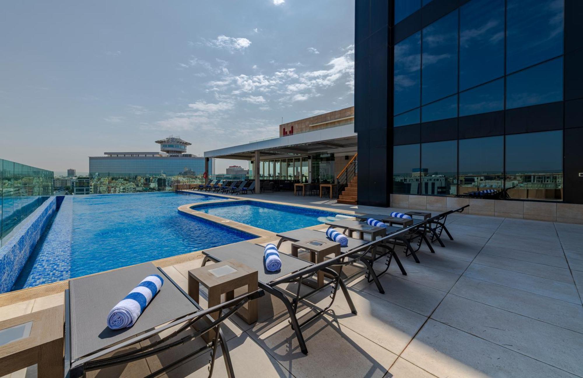 Millennium Al Masar Hotel 5*