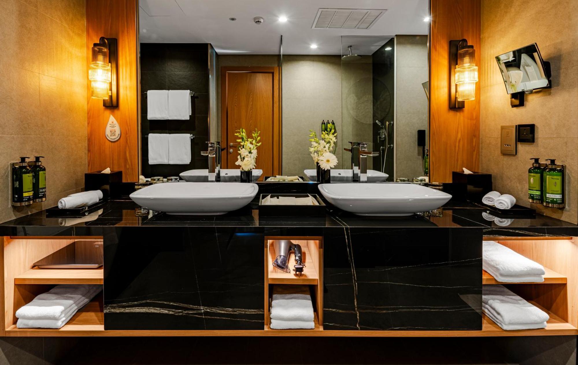 Millennium Al Masar 5*